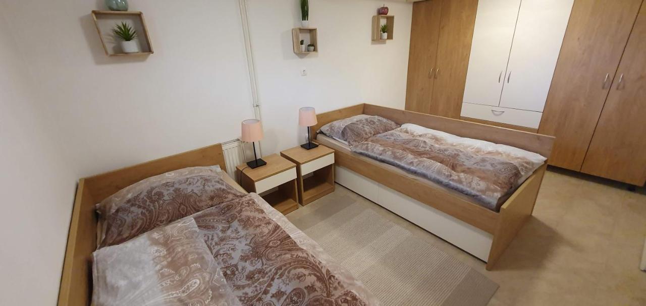 Apartment Alpska Astra كْرانْيِسكا غورا المظهر الخارجي الصورة